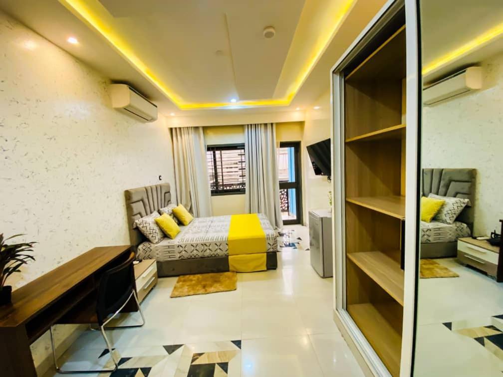 Complexe Hotelier And Ouagadougou Exteriör bild